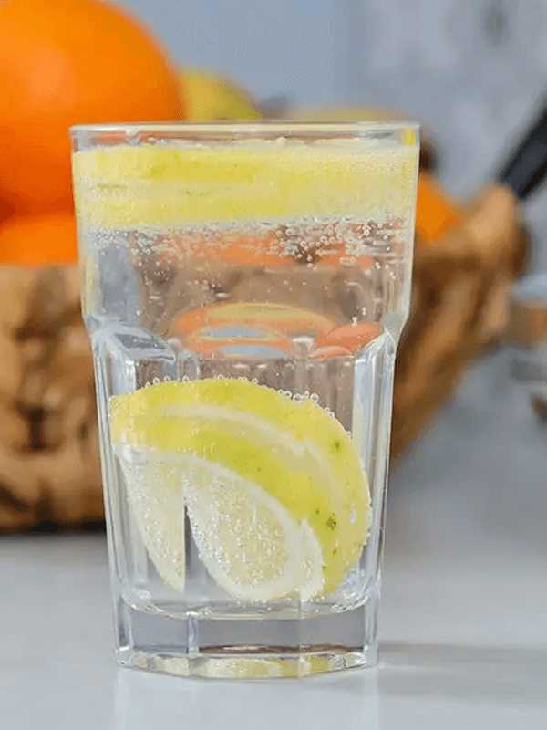 14 evidence-based benefits of drinking water